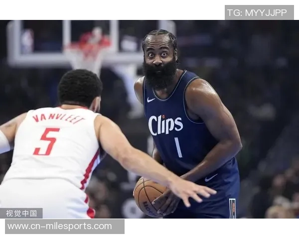 哈登三节狂砍31分5板8助却难救球队媒体人称其为真正的燃灯道人